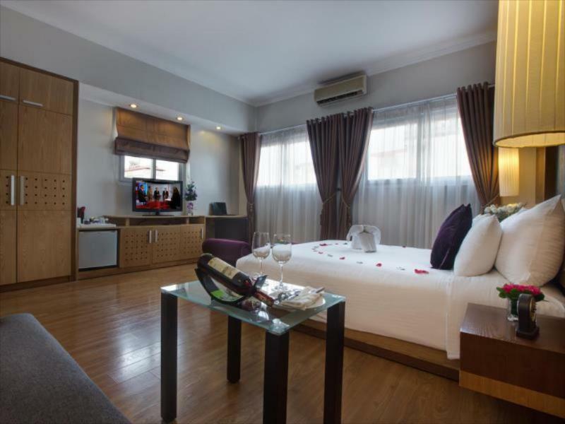 Eliana Ruby Hotel & Travel Ханой Экстерьер фото