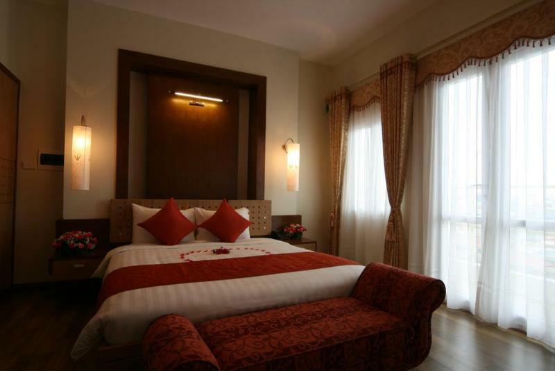 Eliana Ruby Hotel & Travel Ханой Экстерьер фото